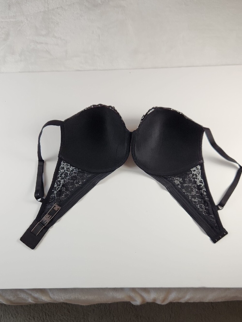 Victoria's Secret Very Sexy Push-Up Bra Black Lace Plus Size 38DD / 38E - Picture 5 of 8